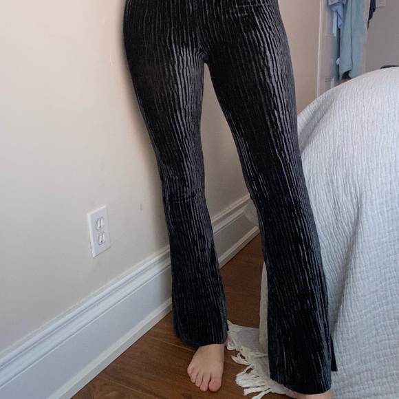 Urban Outfitters Velvet Flared Pants - Picture 1 of 3
